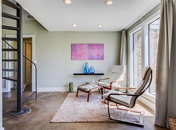 5th image of 5 Glencove Cir