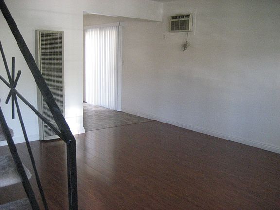 2nd image of 696 Earlham St APT 2