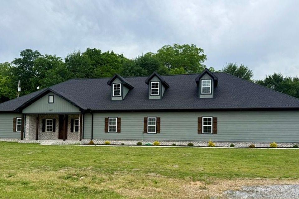 1st image of 1867 Locust Grove Rd