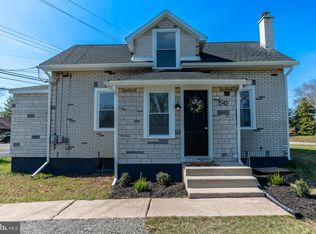 1543 E Philadelphia Ave, Gilbertsville, PA 19525