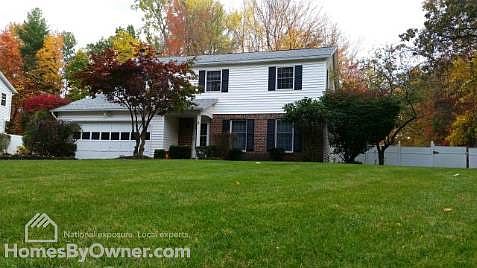 1st image of 2 Esopus Dr