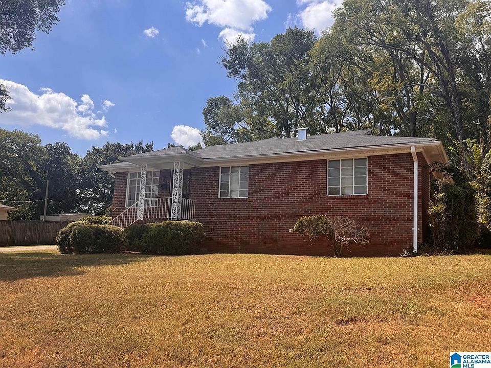 1st image of 636 McCary St SW