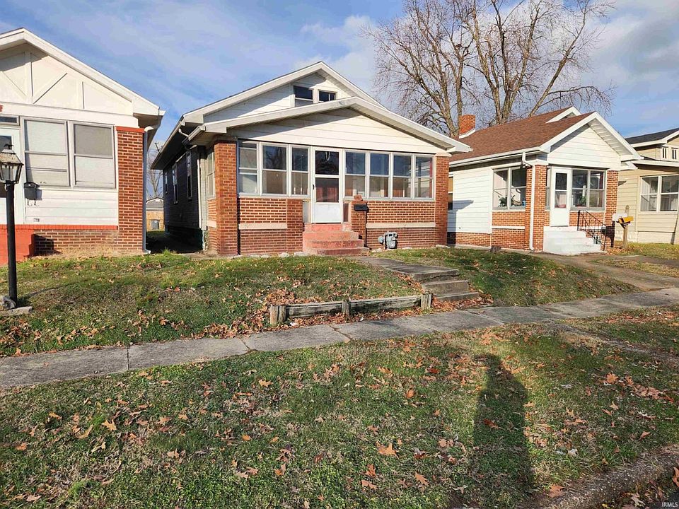 2nd image of 1638 E Indiana St