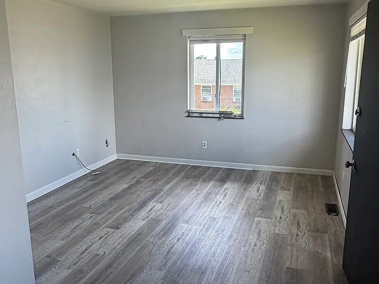 2628 Saint Charles Ave #2 — Photo 13