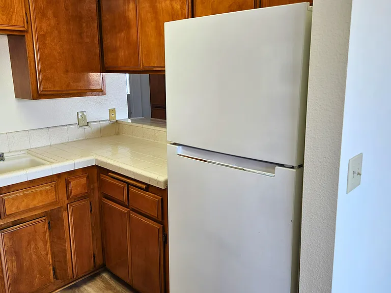 827 Grand Ave — Photo 23