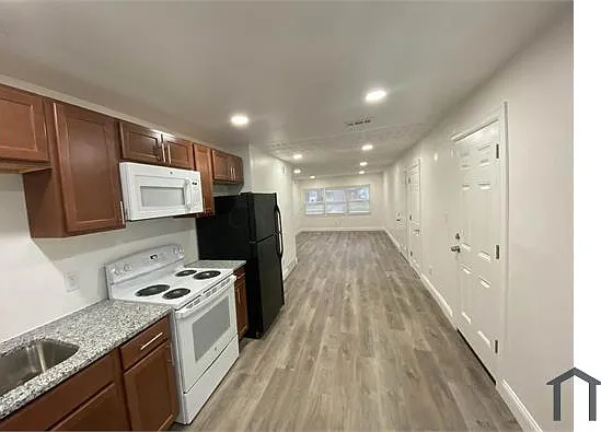 3285 Sullivant Ave #B — Photo 3