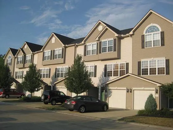 3773 Freedom Pl photo 1