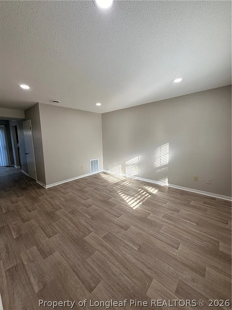 2 bed, 1.5 bath, 960 sqft, $1,695 — Photo 4