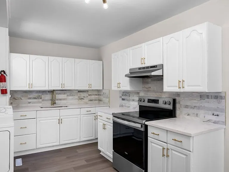 7 Coville Dr — Photo 2