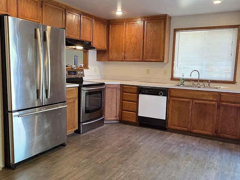 5715 Fleming St #A — Photo 11