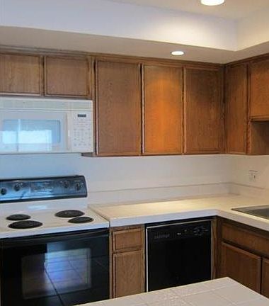 2nd image of 21629 Villa Pacifica Cir