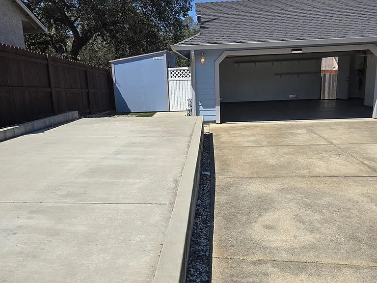 8080 Quartz Ln — Photo 18