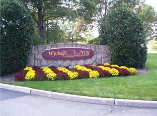 142 Mill Run E #94, Hightstown, NJ 08520