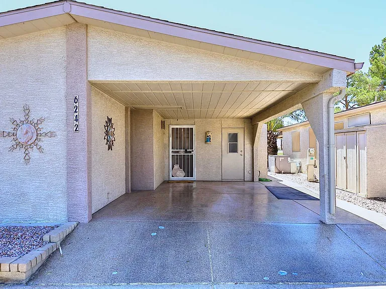 6242 S Cypress Point Dr — Photo 2