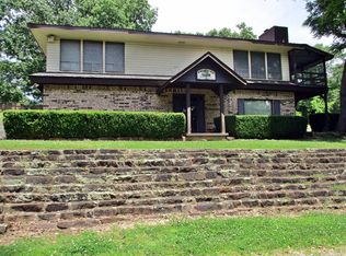 15499 W Hickory Nut Rdg, Tahlequah, OK 74464