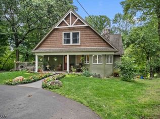 19 Stony Brook Rd, Montville, NJ 07045