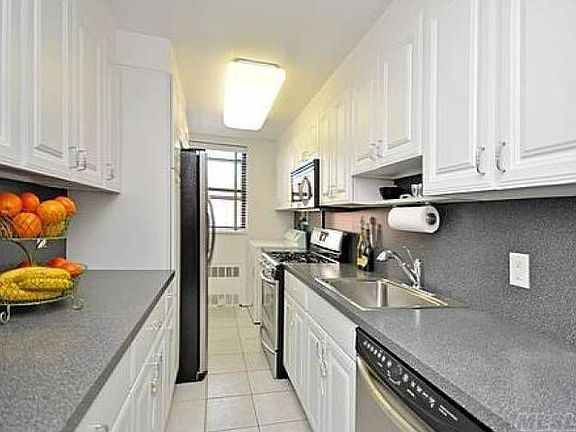 5th image of 40 Schenck Ave APT 3K