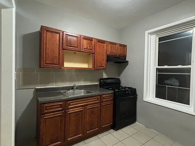 196 Roseville Ave #43 — Photo 1