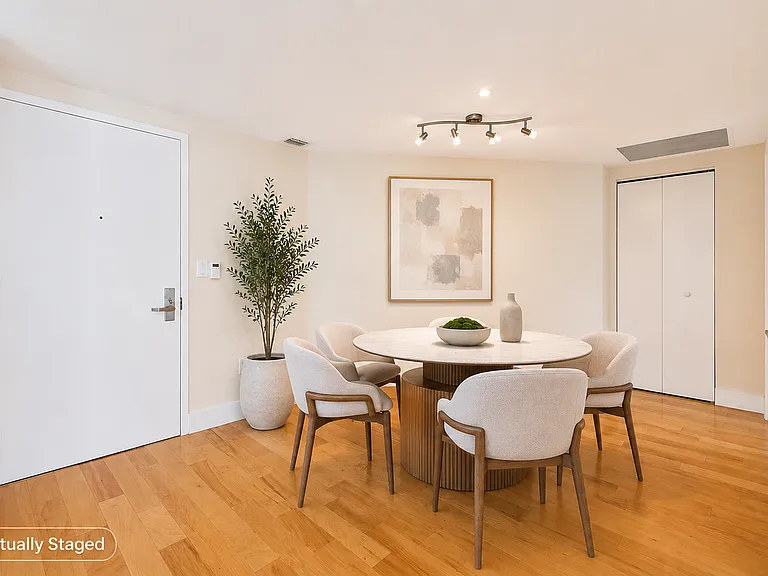 475 Brickell Ave #2909 — Photo 3