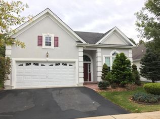 35 Gables Way, Jackson, NJ 08527