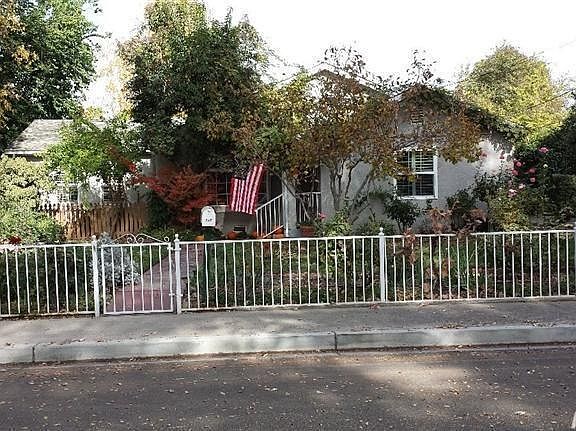 2nd image of 732 Kimball St