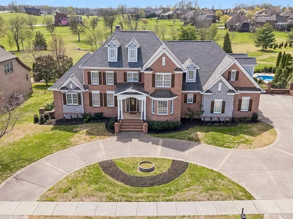 107 Gaston St, Gallatin, TN 37066