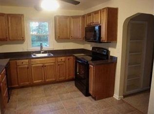 845 E 232nd St, Euclid, OH