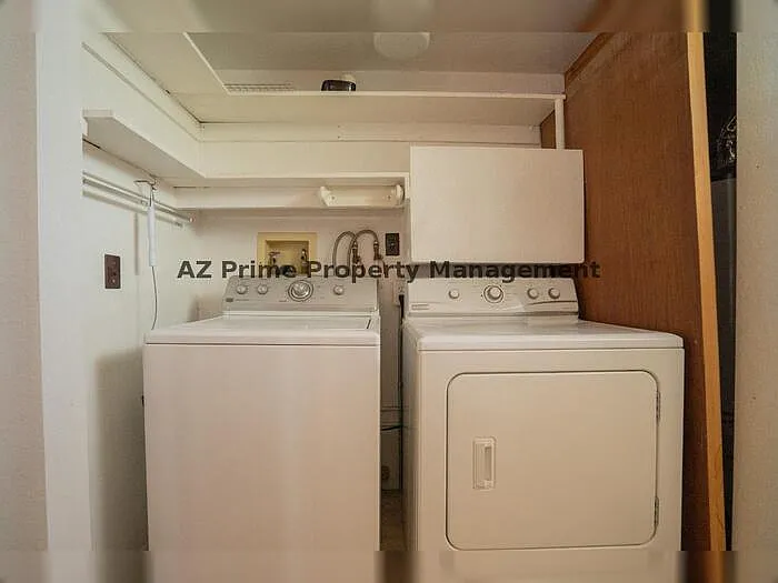 5383 Glenwood Ln — Photo 23