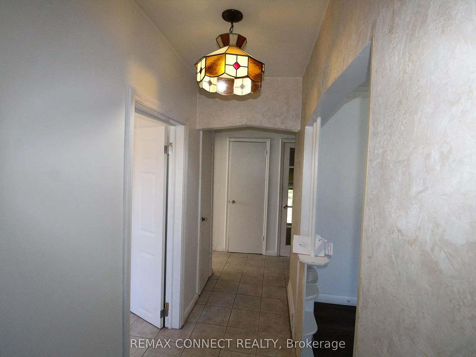 4 bed, $3,450 — Photo 2