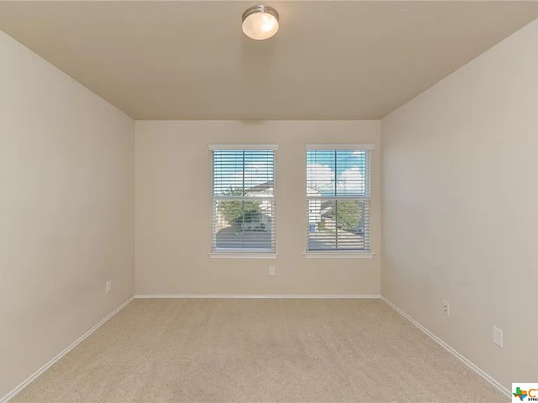 2103 Ryan Dr — Photo 8