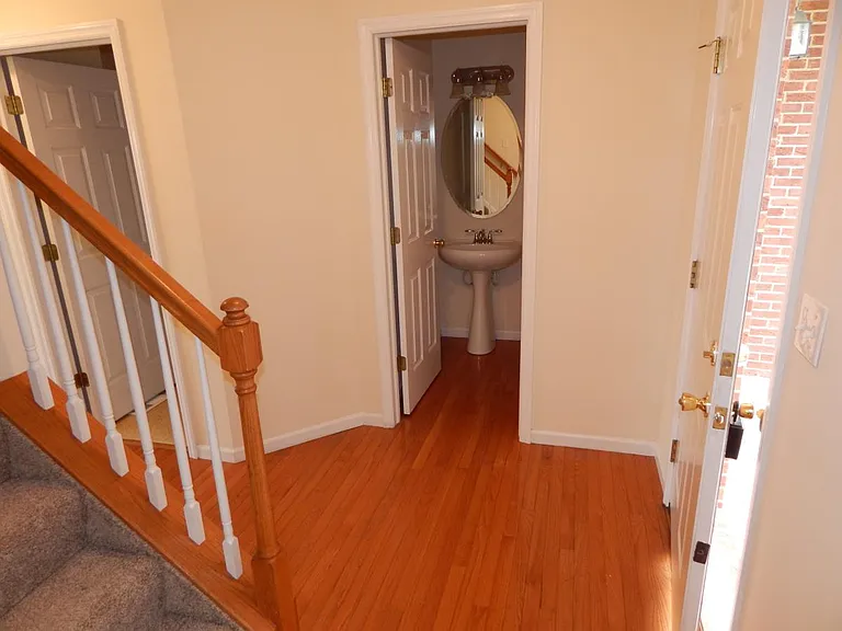 4380 Whitmore Ln — Photo 9