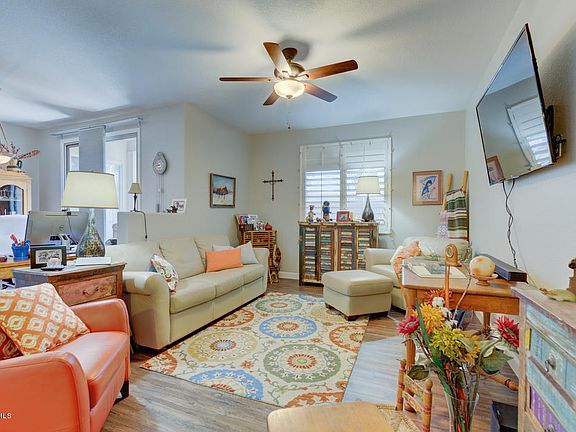 3rd image of 1335 E June St Unit 119