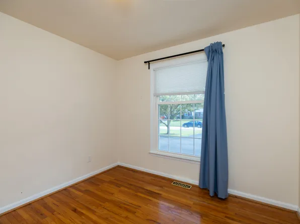 3115 Wilmont Dr, Wilmington, DE 19810