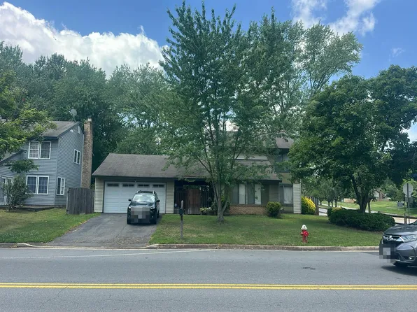 111 S Cottage Rd, Sterling, VA 20164