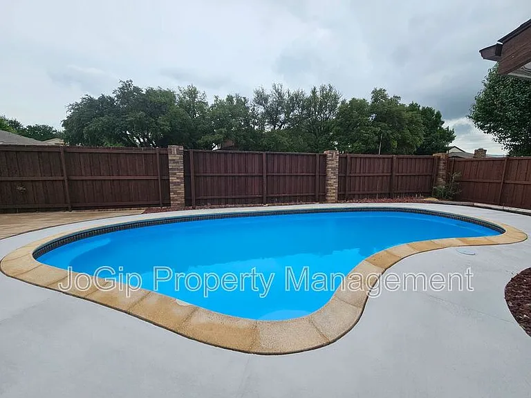 602 Prairie Dell St — Photo 24