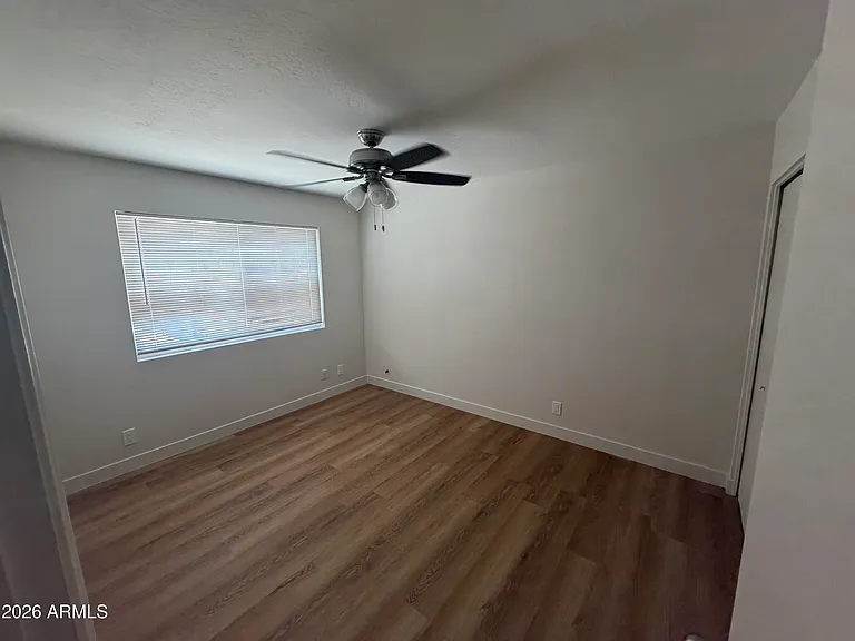 601 E Palo Verde Dr #27 — Photo 1