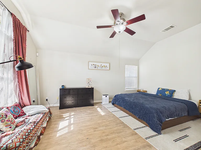 10216 Wind Cave Trl — Photo 28