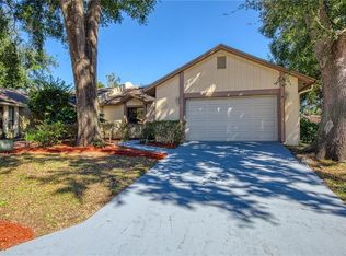 1041 Old South Ln, Apopka, FL 32712