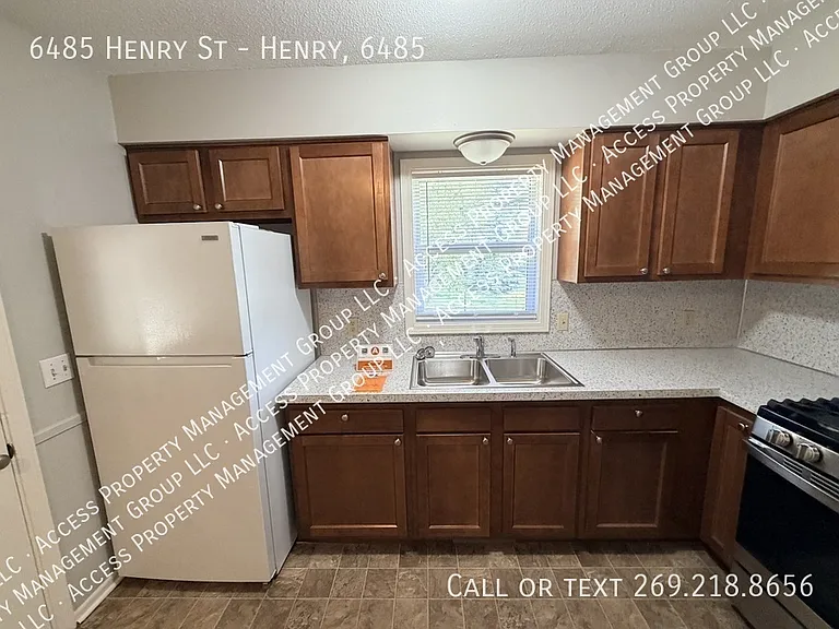 6485 Henry St #HENRY 6485 — Photo 7