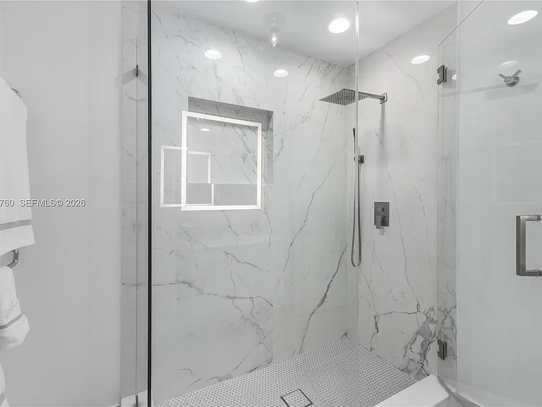 741 NE 87th St — Photo 13