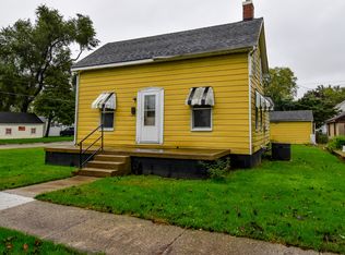 702 W Grant Ave, Pontiac, IL 61764