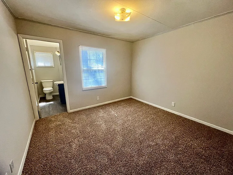 1200 Craigmont Dr — Photo 11