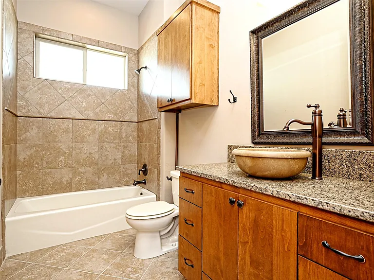 3001 Noack Dr — Photo 23