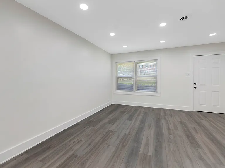 1701 Valley Ave #C — Photo 2