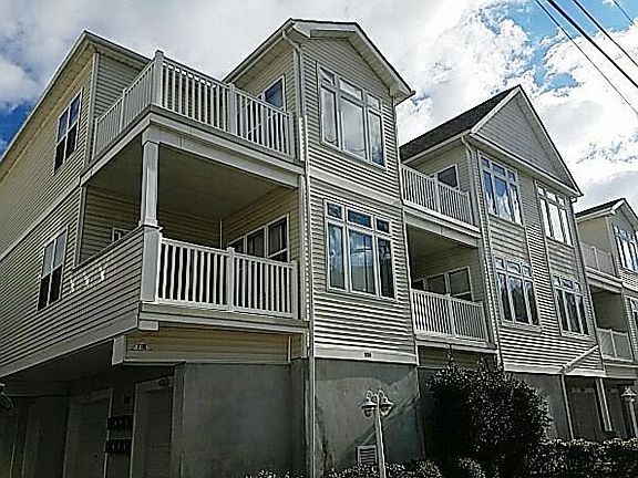 5th image of 229 E Pine Ave #100