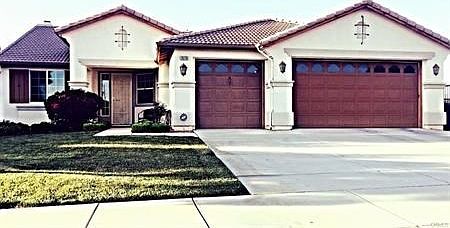 1st image of 26728 Fir Ave