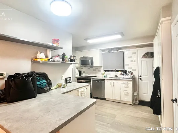 11 Jersey Ave, Brampton, ON L6W 1L5