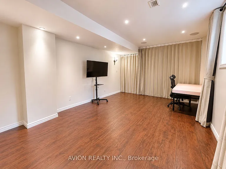 26 Wendelyn Dr #BASEMENT — Photo 5