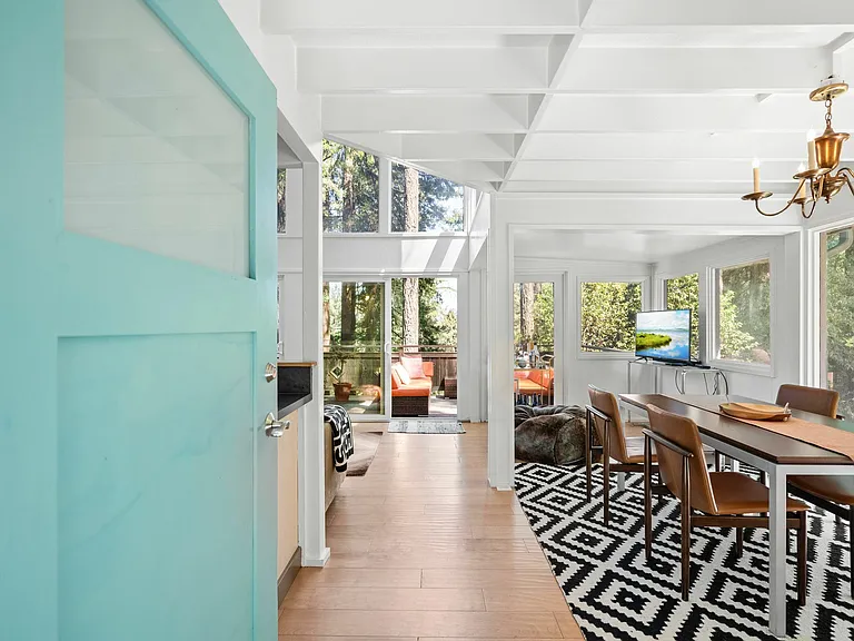 40 Fir Ave — Photo 14