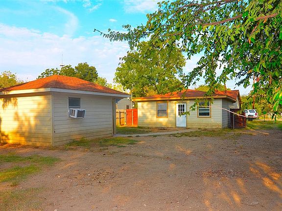 5th image of 717 Old London Ln